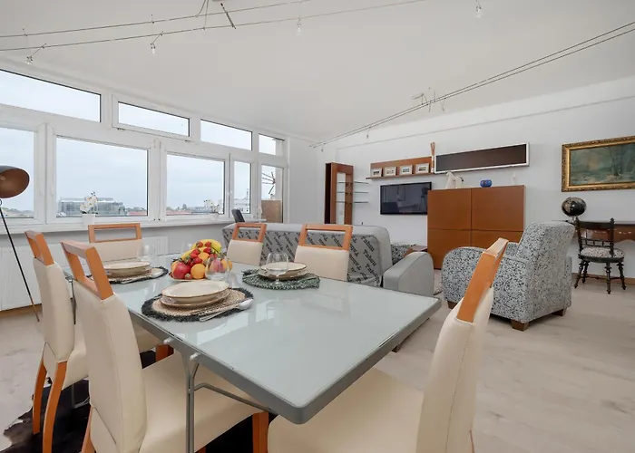 Spacious In The Center Of By Renters * Łódź