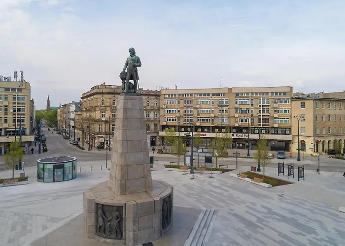 Spacious In The Center Of By Renters Lejlighed *